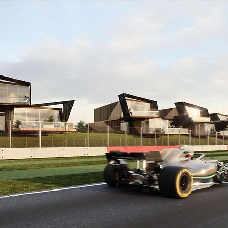 Escapade Silverstone Towcester Extérieur photo