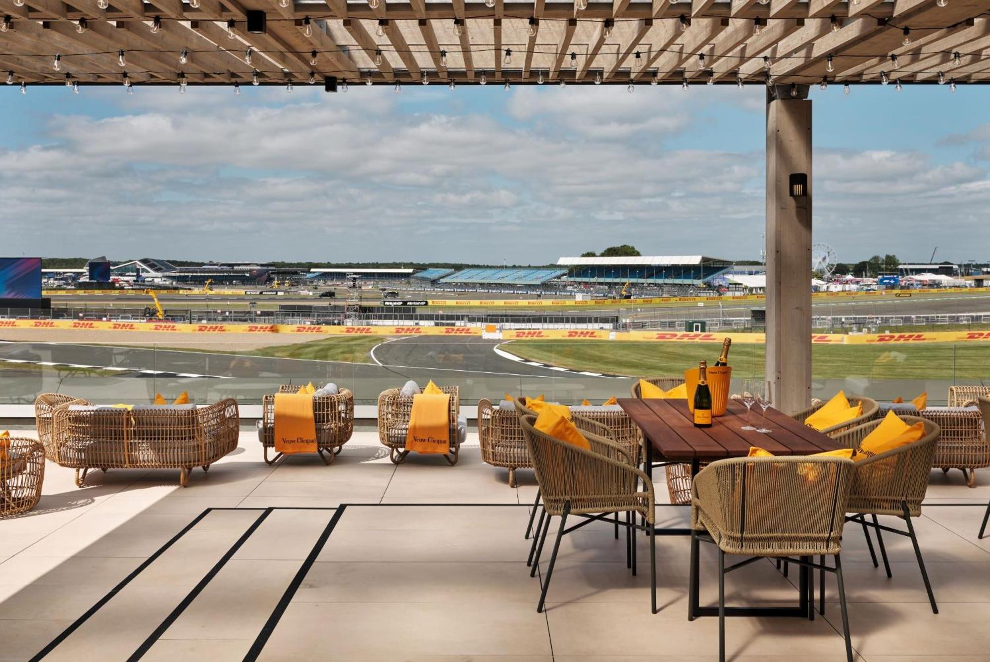 Escapade Silverstone Towcester Extérieur photo